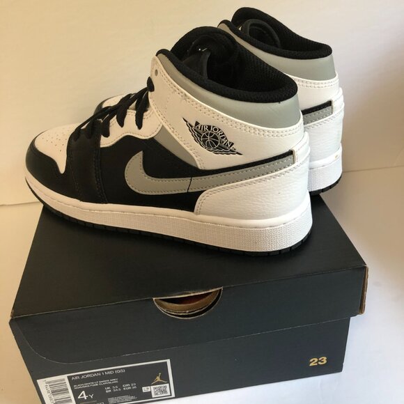 Nike Air Jordan 1 MID (GS) Black/White - LT Smoke Grey - Size 4Y-554725 073 -New - Picture 5 of 7